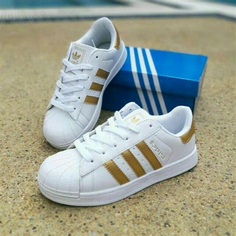 adidas kasut.